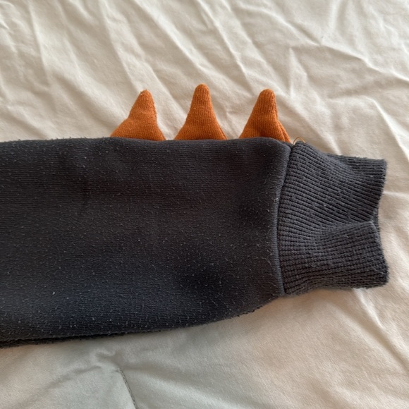 {Jurassic World} 2-piece outfit - Picture 4 of 10